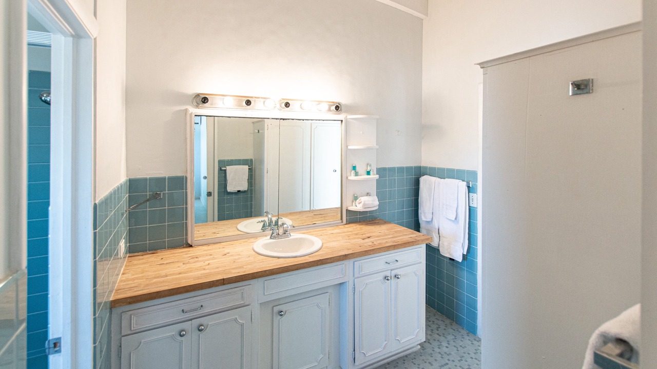 Photo of Bathroom in Great Exuma