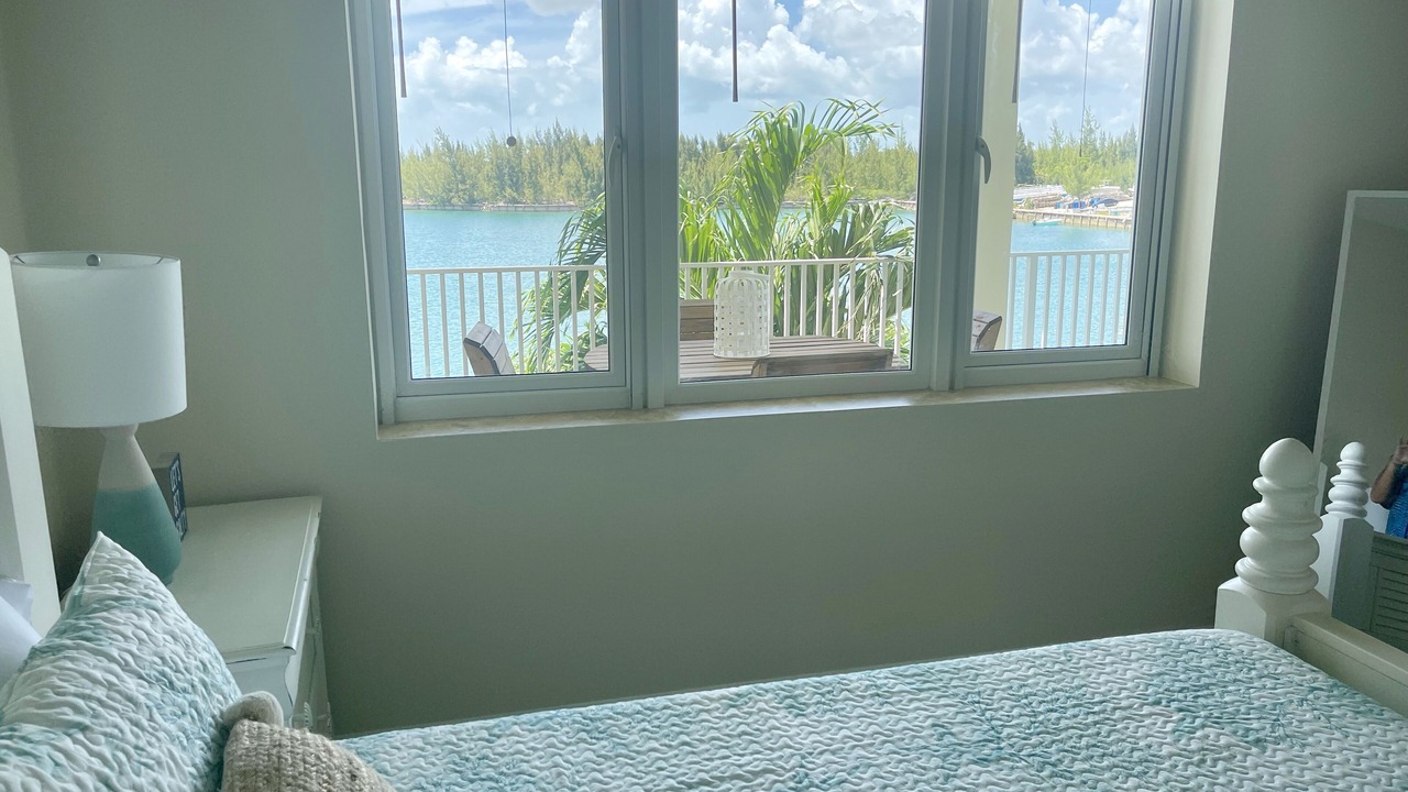 Photo of Bedroom in Bell Channel Bay