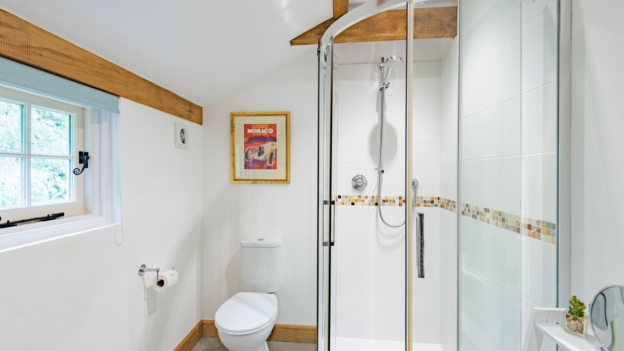 Photo of Bathroom in Ewhurst Green