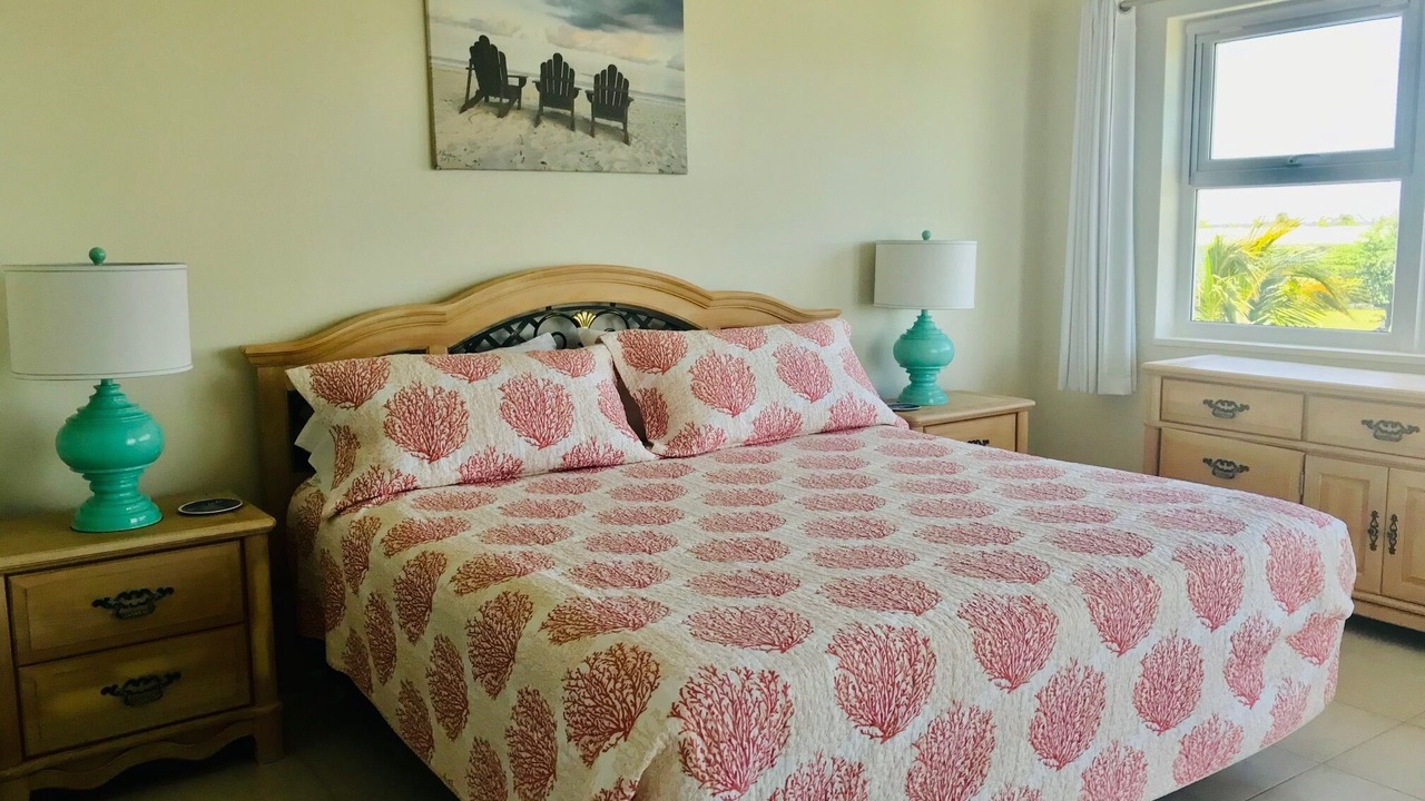 Photo of Bedroom in Bell Channel Bay