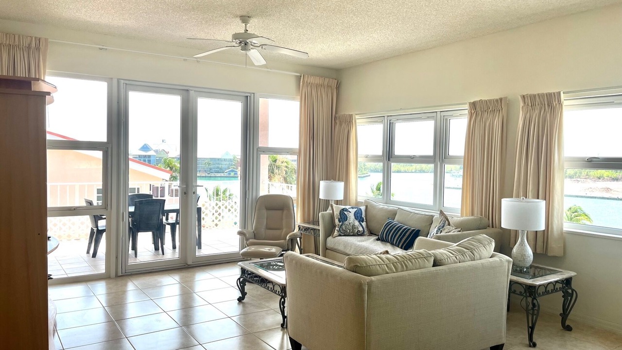 Photo of Bedroom in Bell Channel Bay