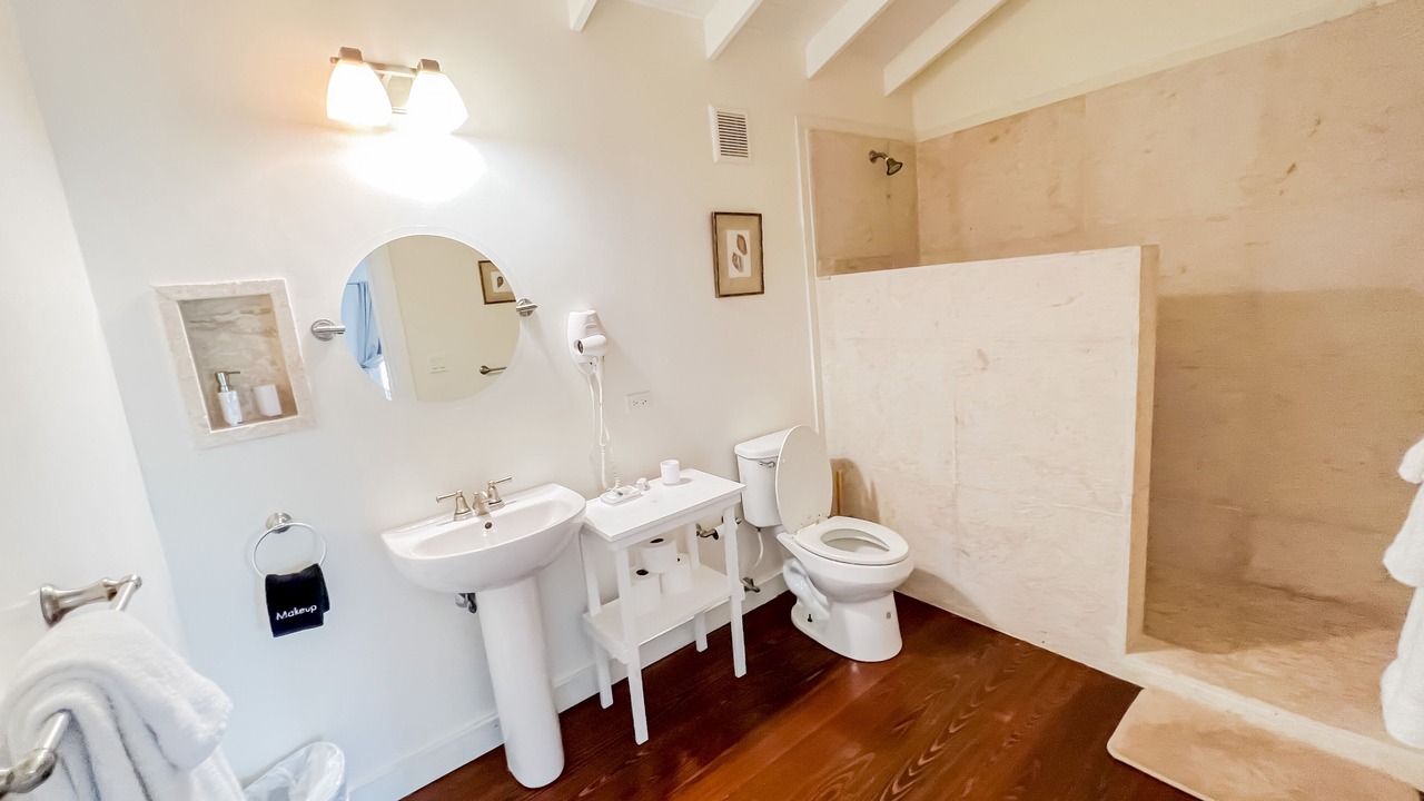 Photo of Bathroom in Upper Bogue