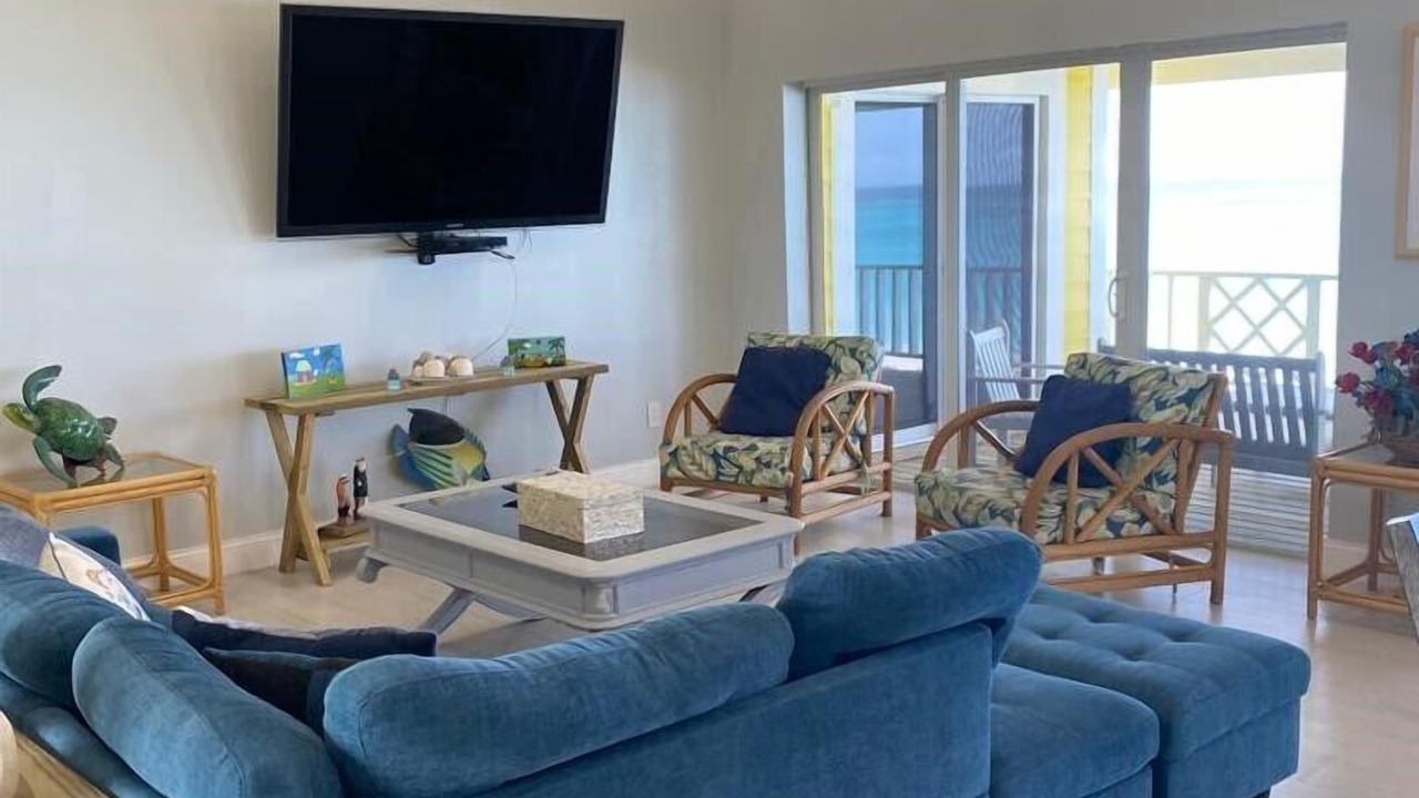 Photo of Livingroom in Great Harbour Cay