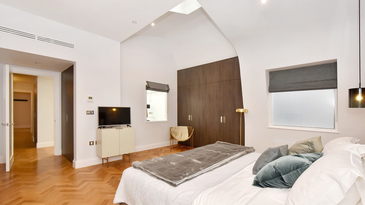 Photo of Bedroom in Mayfair