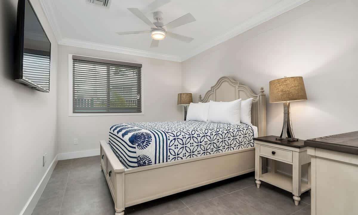 Photo of Bedroom in Paradise Island
