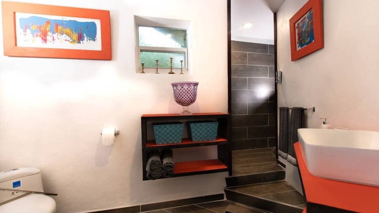 Photo of Bathroom in Nassau