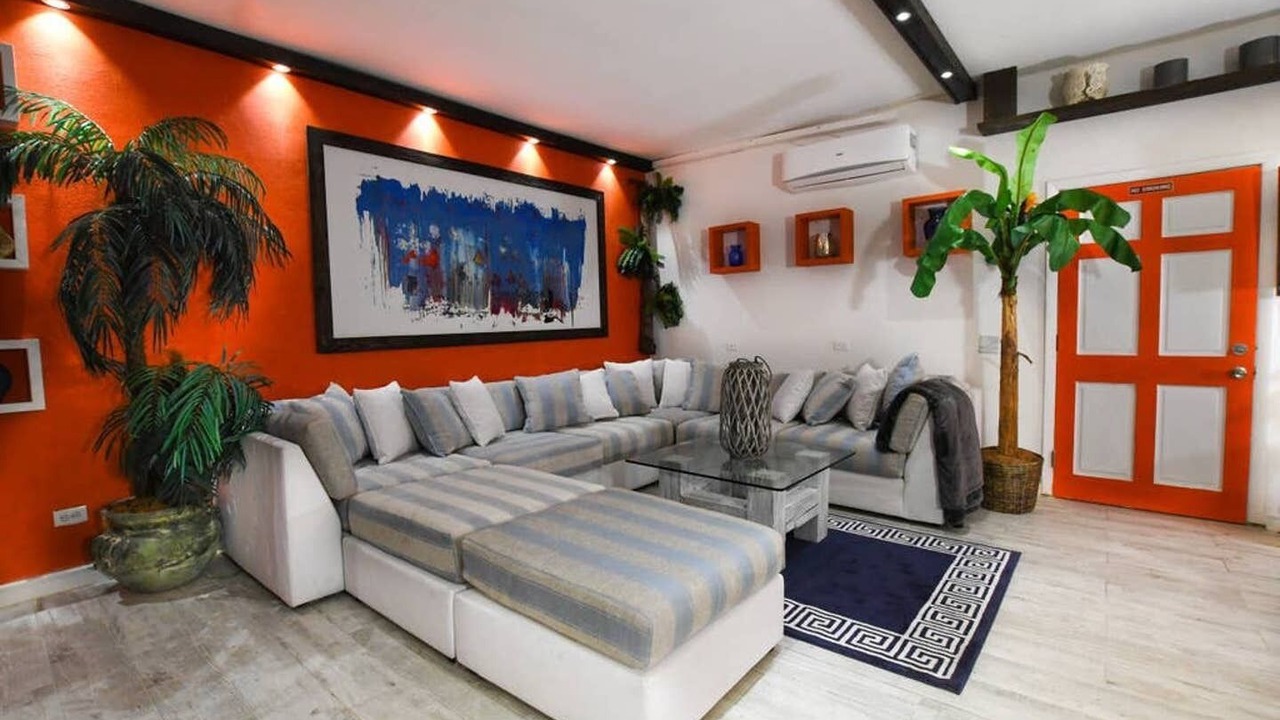 Photo of Livingroom in Nassau