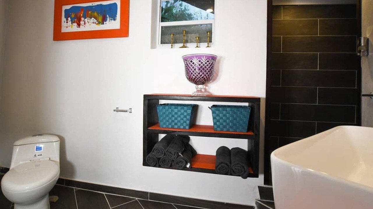 Photo of Bathroom in Nassau