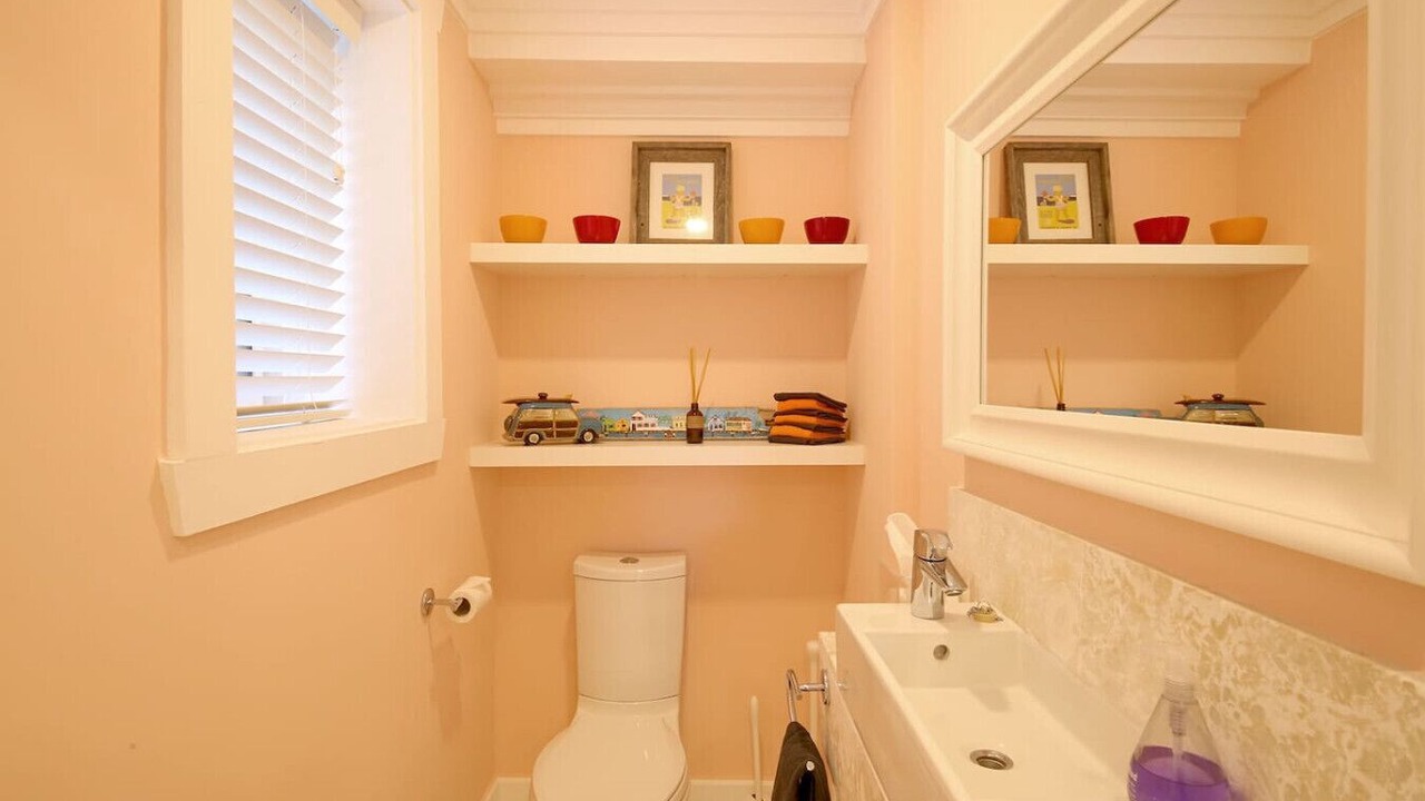 Photo of Bathroom in Governor's Harbour