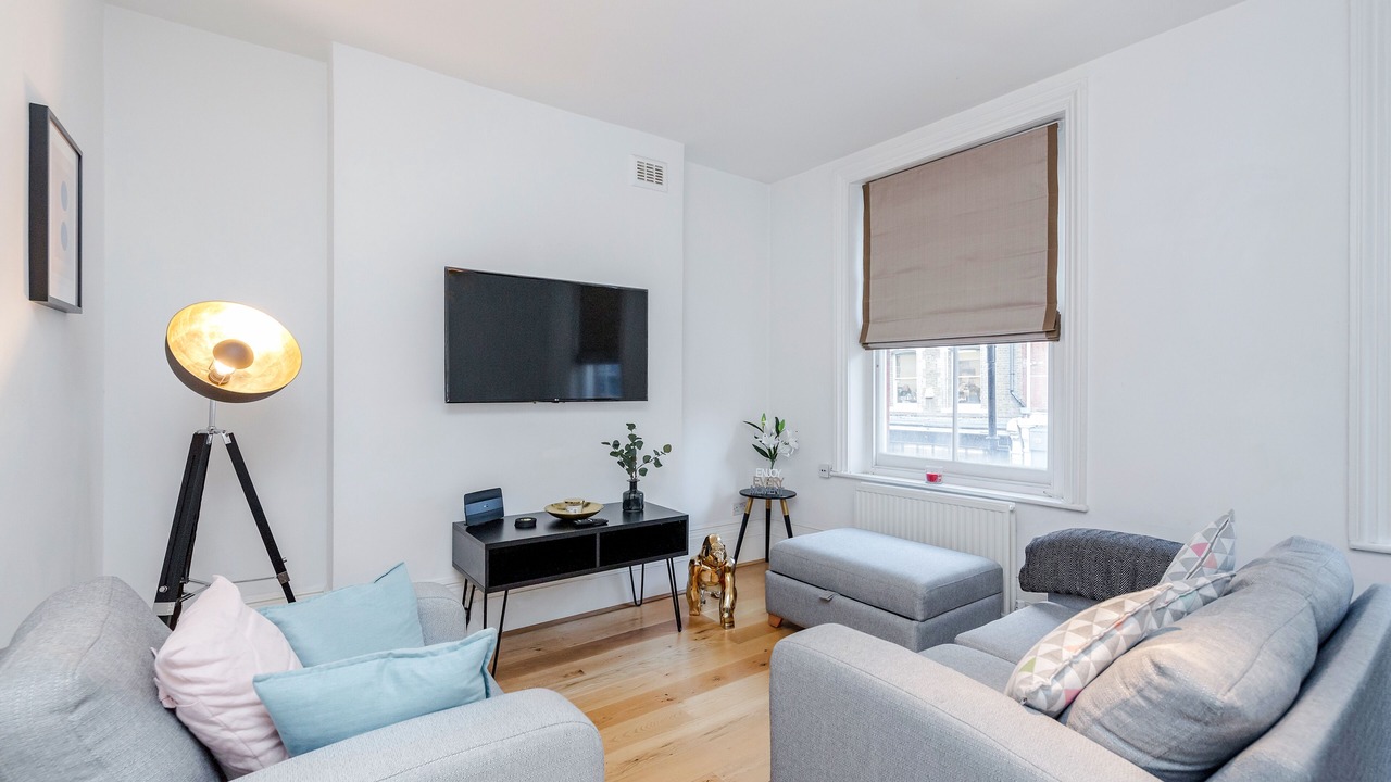 Photo of Livingroom in Fitzrovia