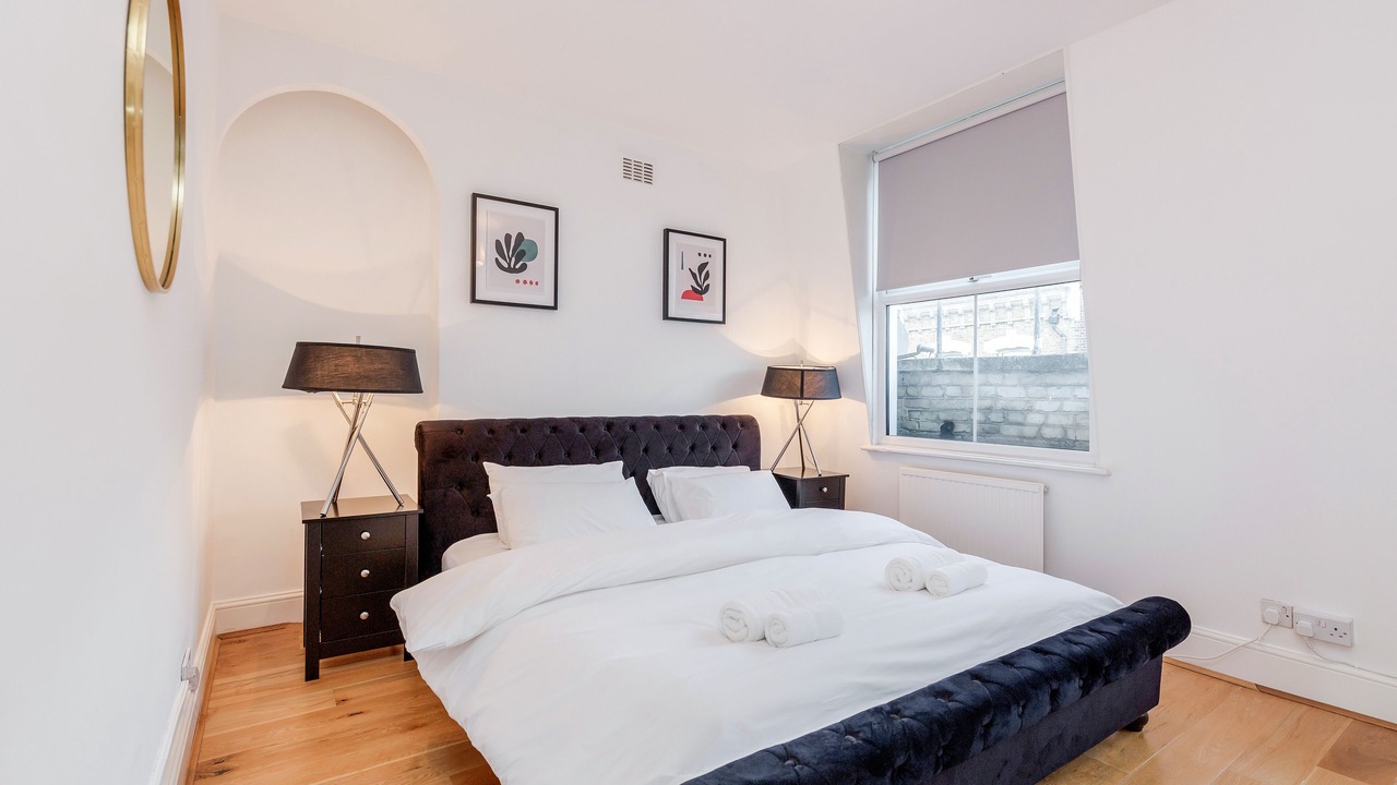 Photo of Bedroom in Fitzrovia