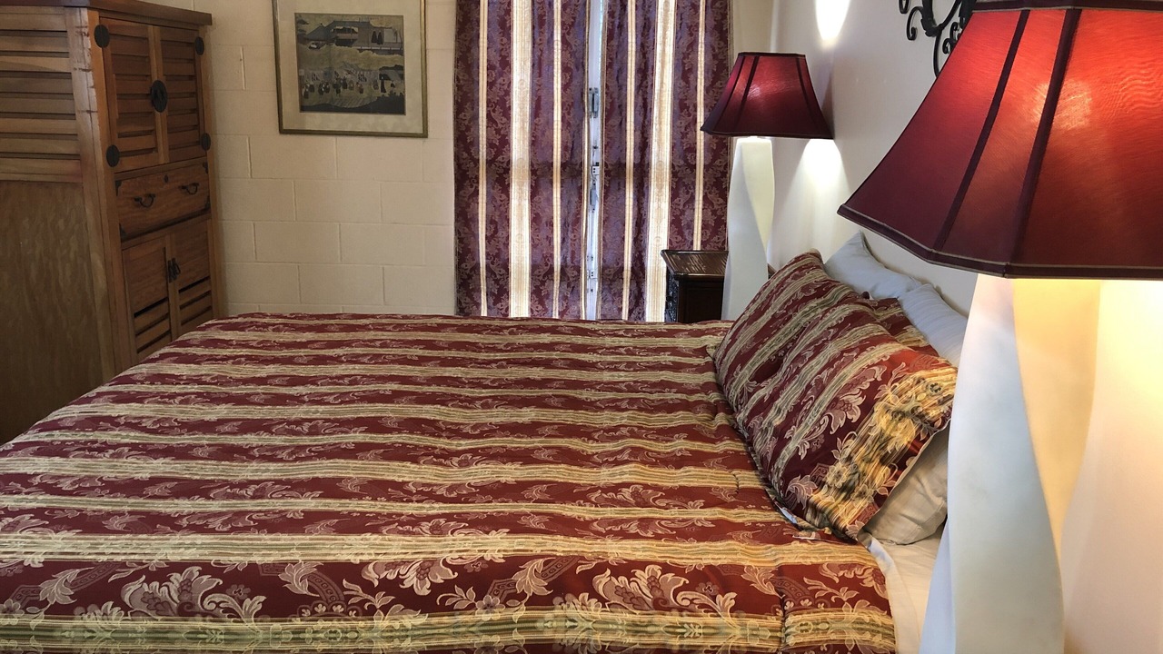 Photo of Bedroom in Waikiki