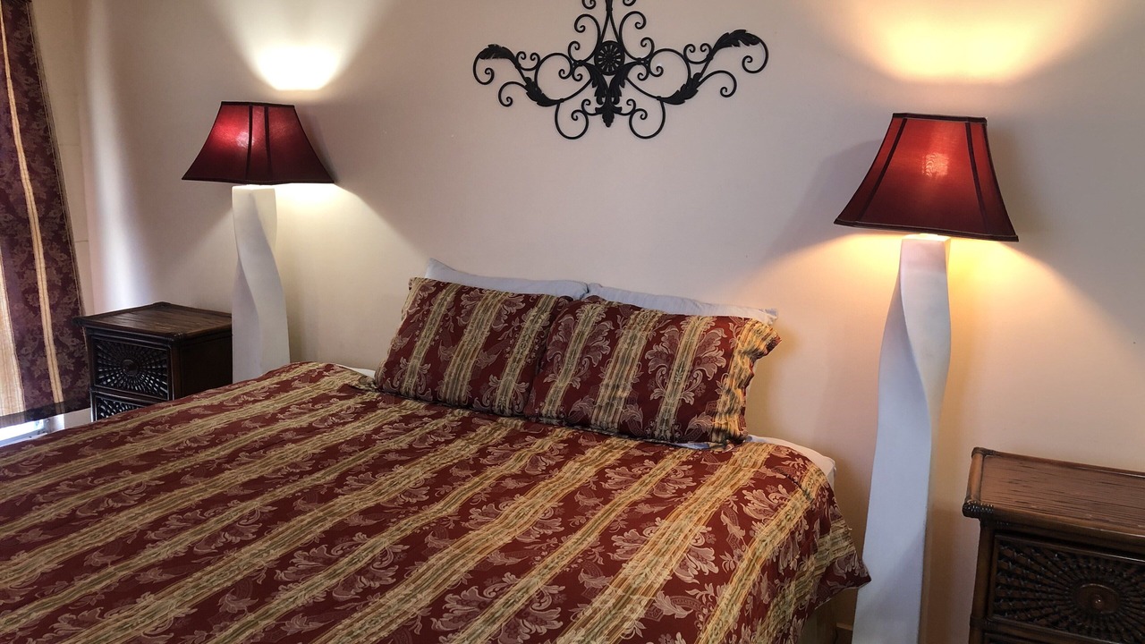 Photo of Bedroom in Waikiki