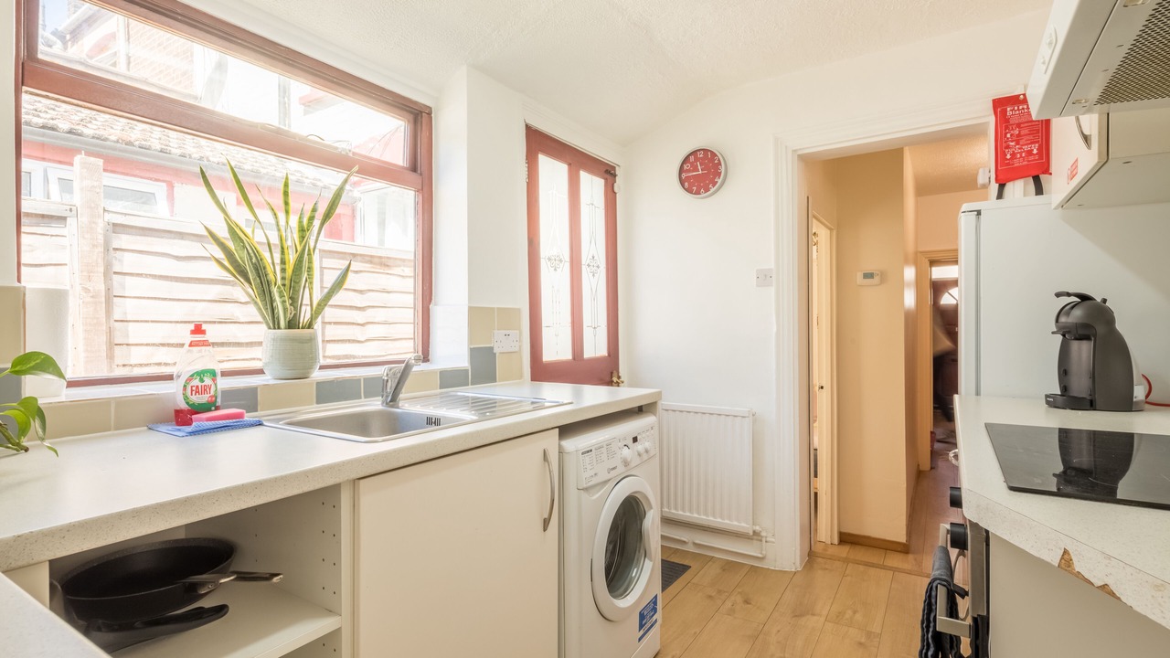 Photo of Kitchen in Luton