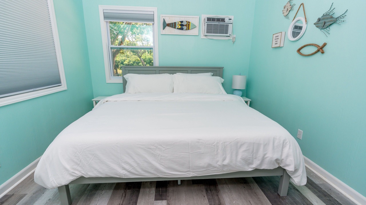 Photo of Bedroom in Spanish Wells