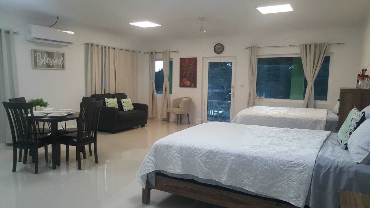 Photo of Bedroom in Nassau