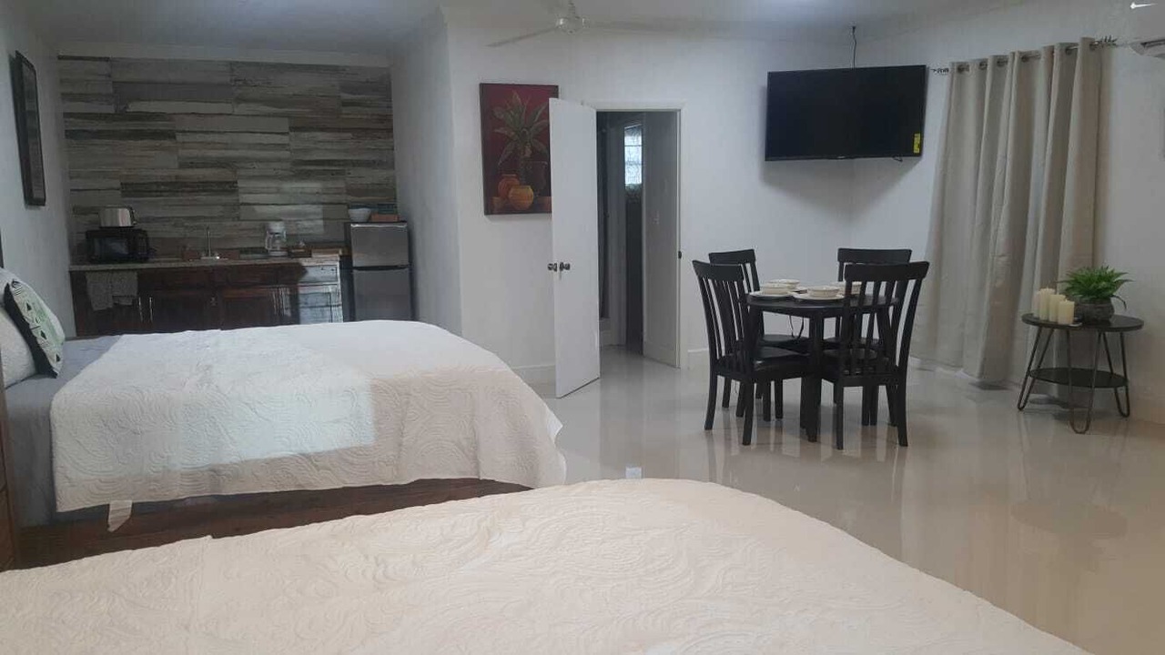 Photo of Bedroom in Nassau