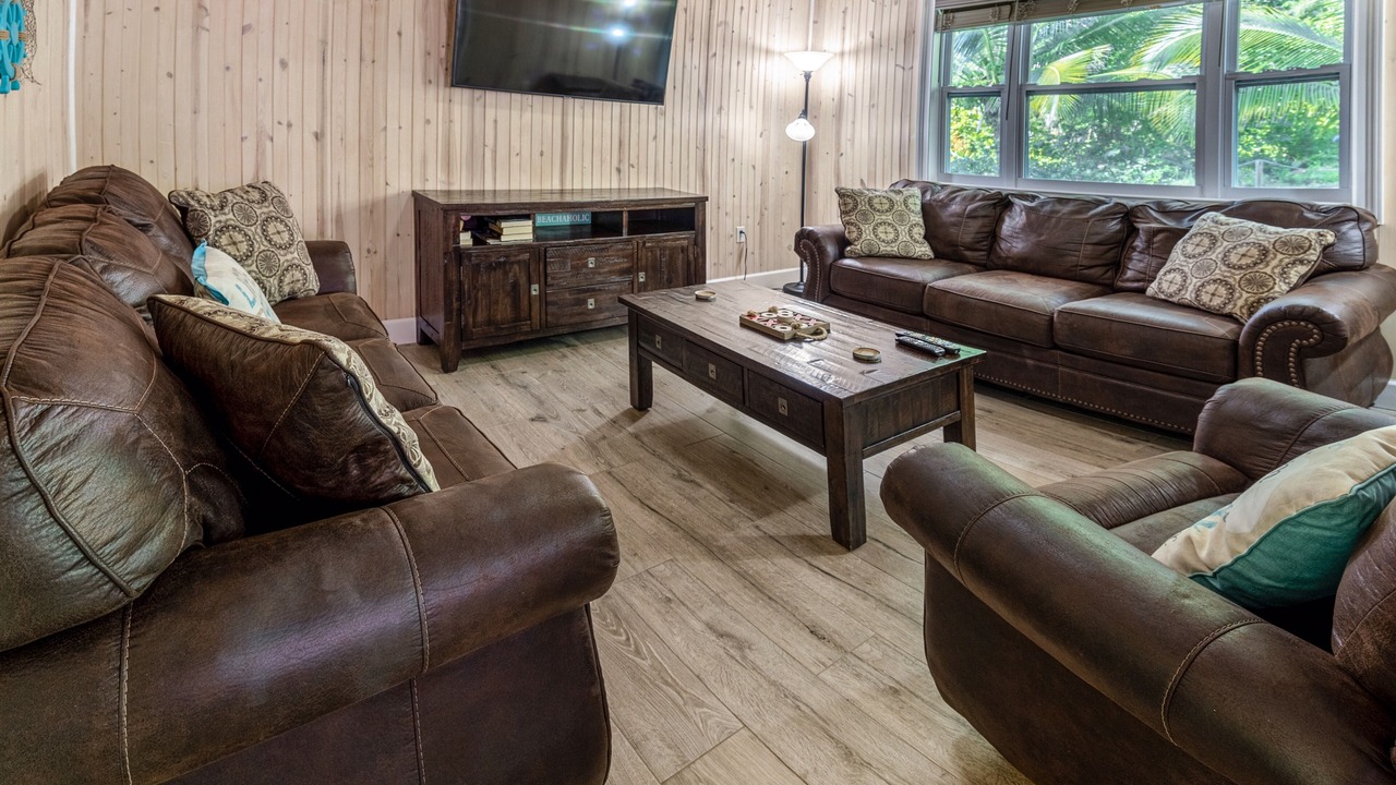 Photo of Livingroom in Spanish Wells