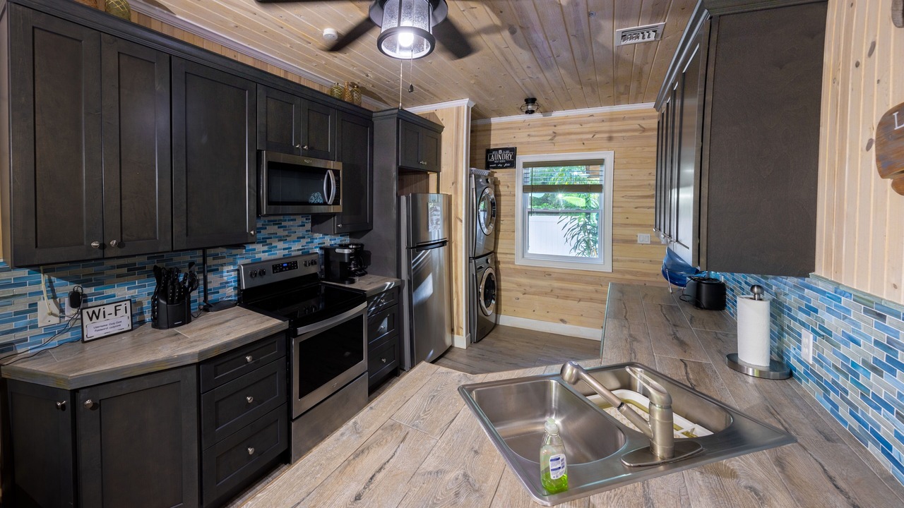Photo of Kitchen in Spanish Wells