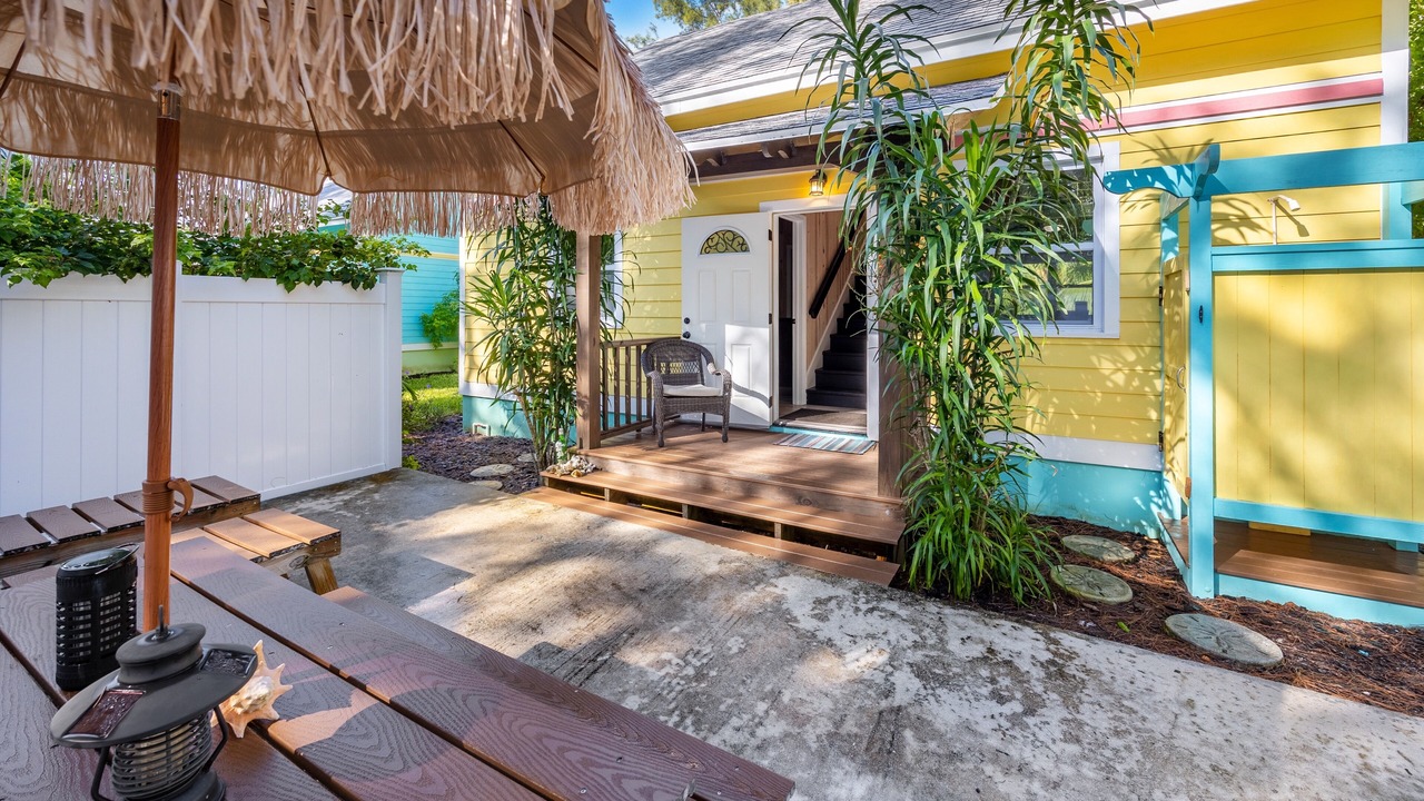 Photo of Patio Balcony in Spanish Wells