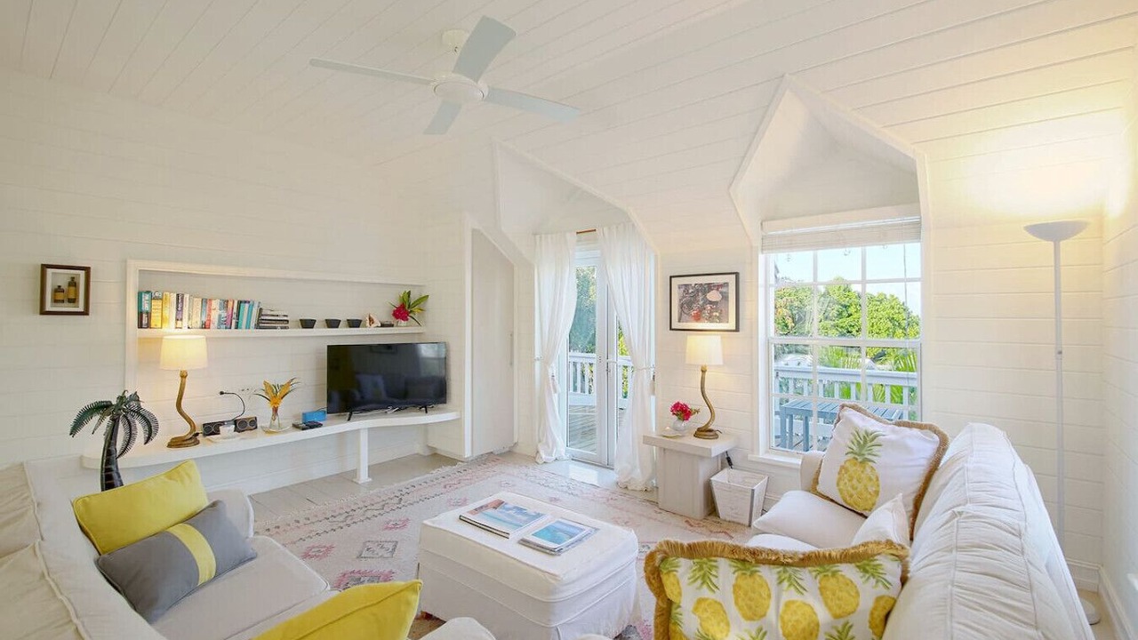 Photo of Livingroom in Governor's Harbour