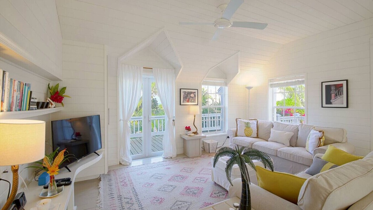 Photo of Livingroom in Governor's Harbour