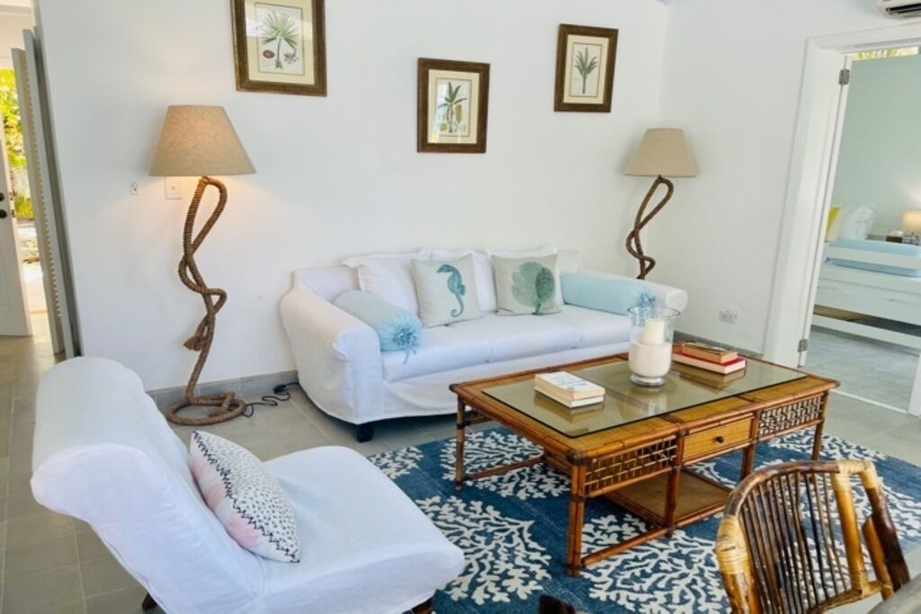 Photo of Livingroom in Dunmore Town