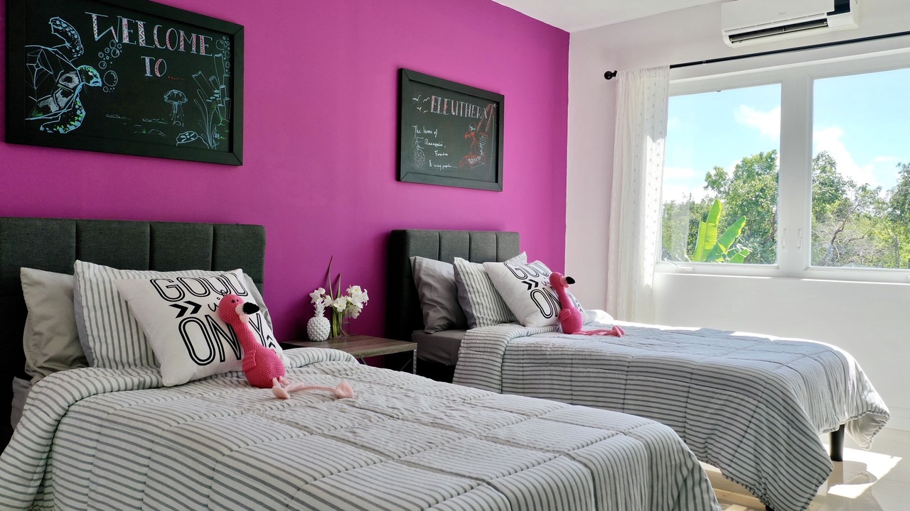 Photo of Bedroom in Savannah Sound