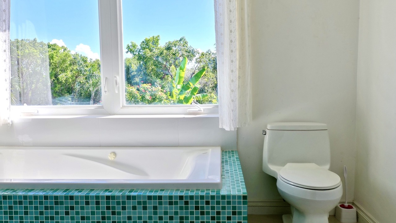 Photo of Bathroom in Savannah Sound