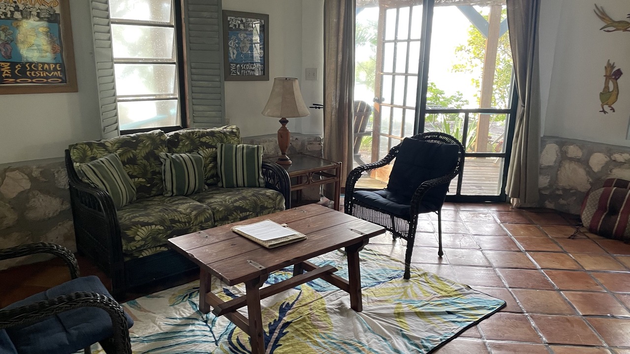 Photo of Livingroom in Pigeon Cay