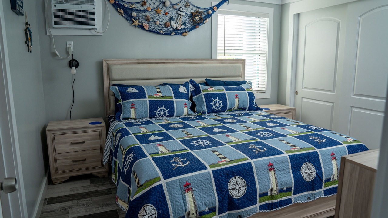 Photo of Bedroom in Spanish Wells