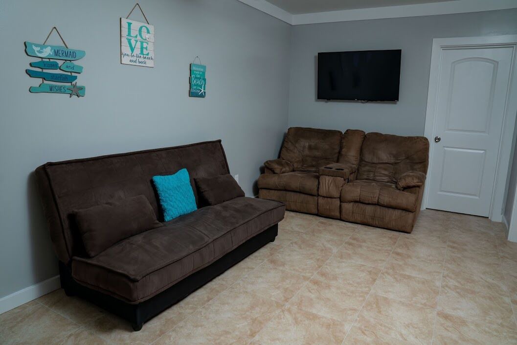 Photo of Livingroom in Spanish Wells