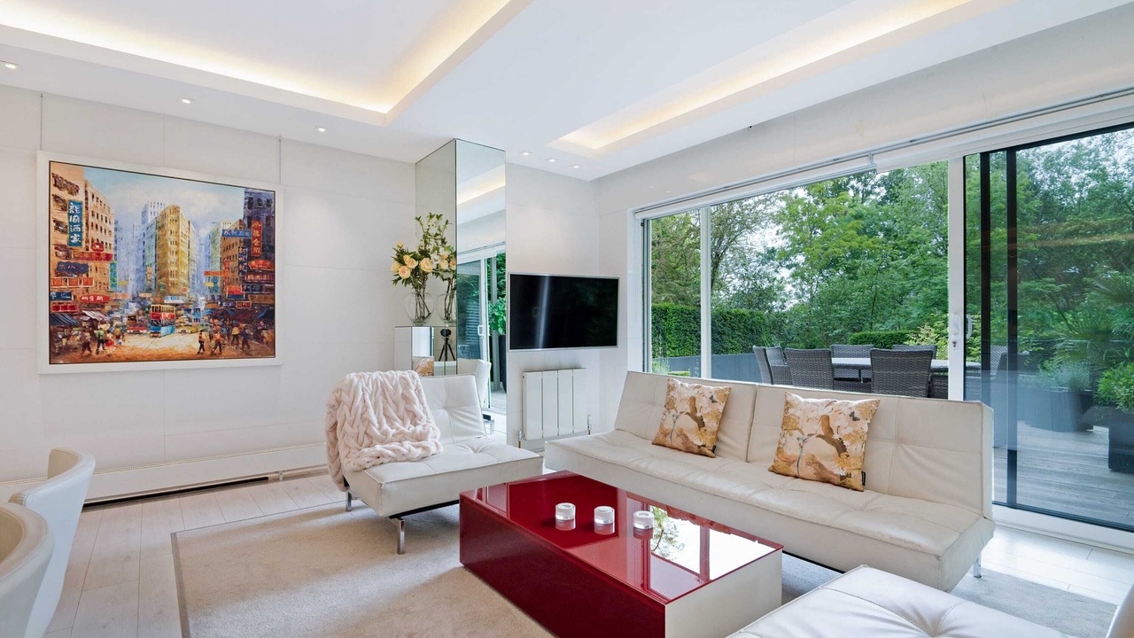 Photo of Livingroom in Frognal and Fitzjohns