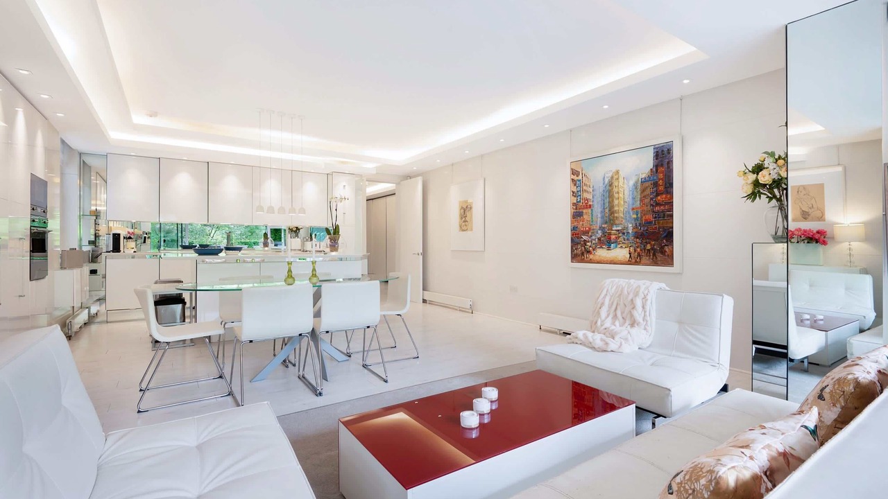 Photo of Livingroom in Frognal and Fitzjohns