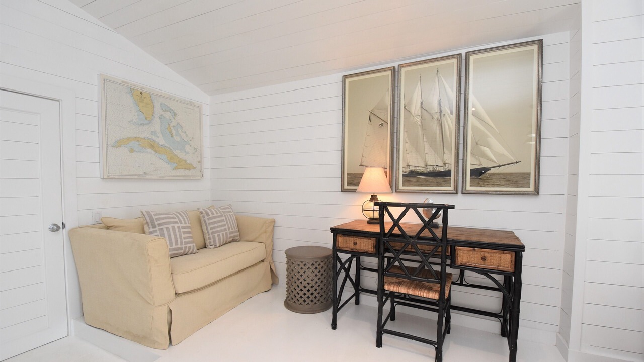 Photo of Livingroom in Triana Shores