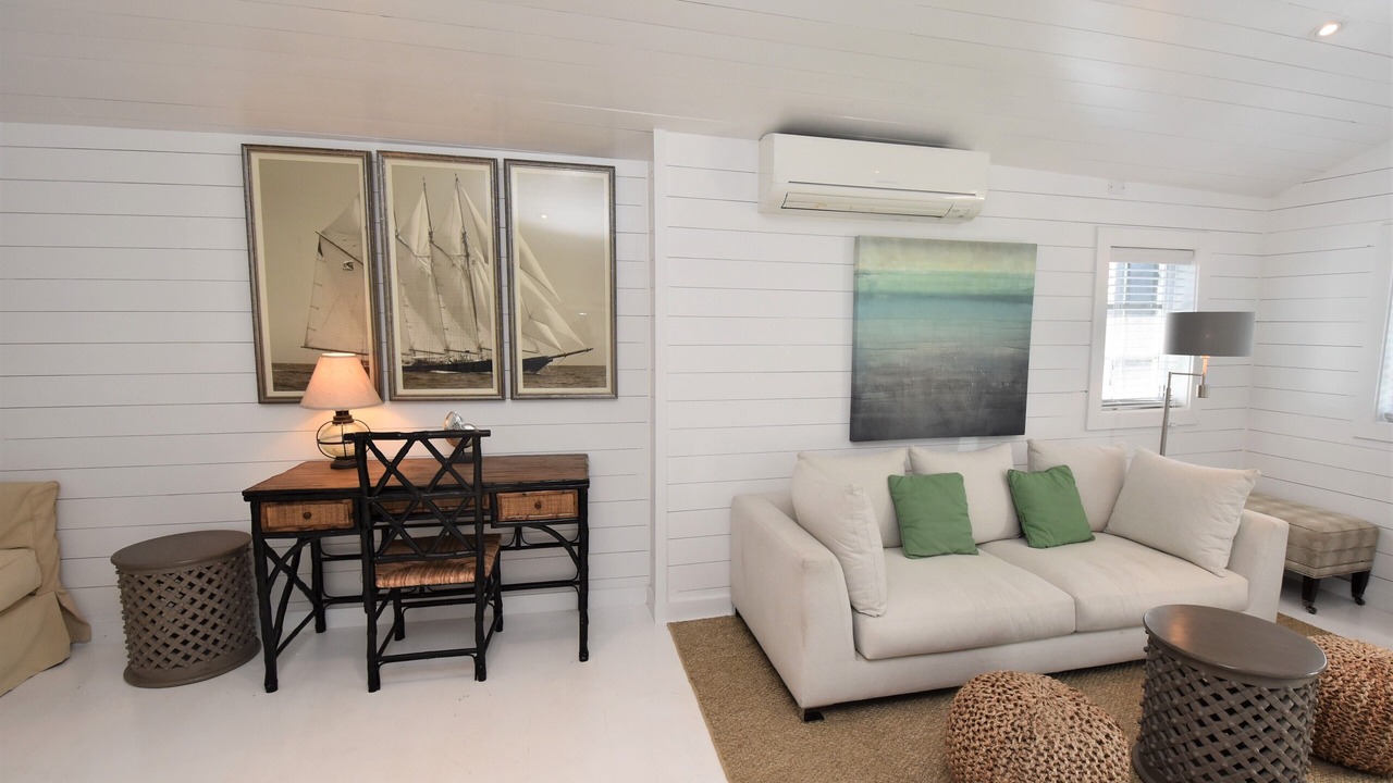 Photo of Livingroom in Triana Shores