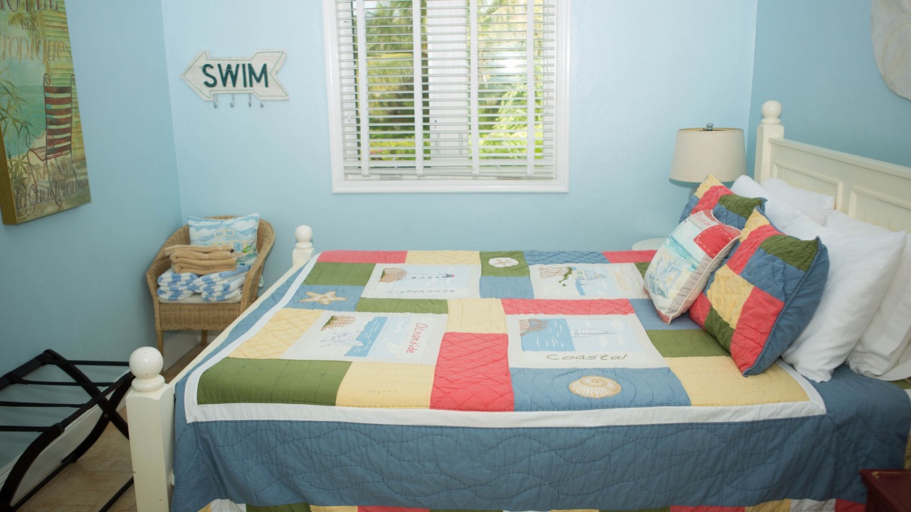 Photo of Bedroom in Tarpum Bay