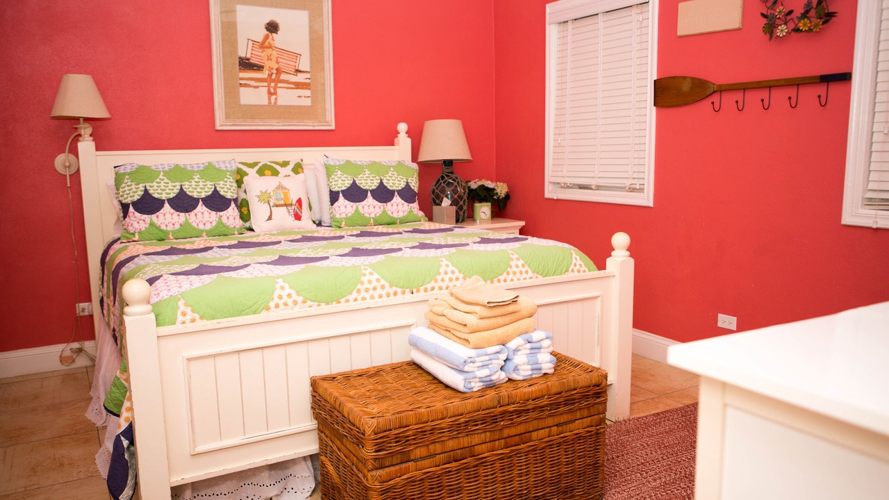 Photo of Bedroom in Tarpum Bay