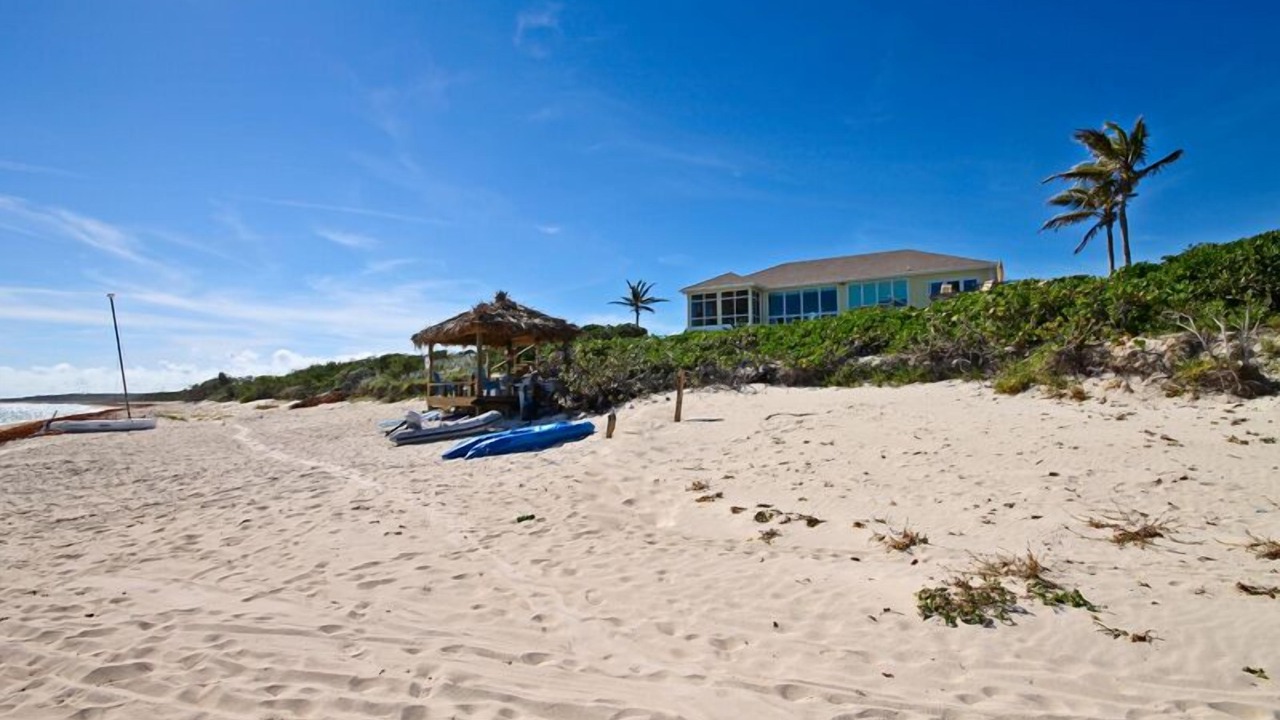 Photo of Others in Tarpum Bay