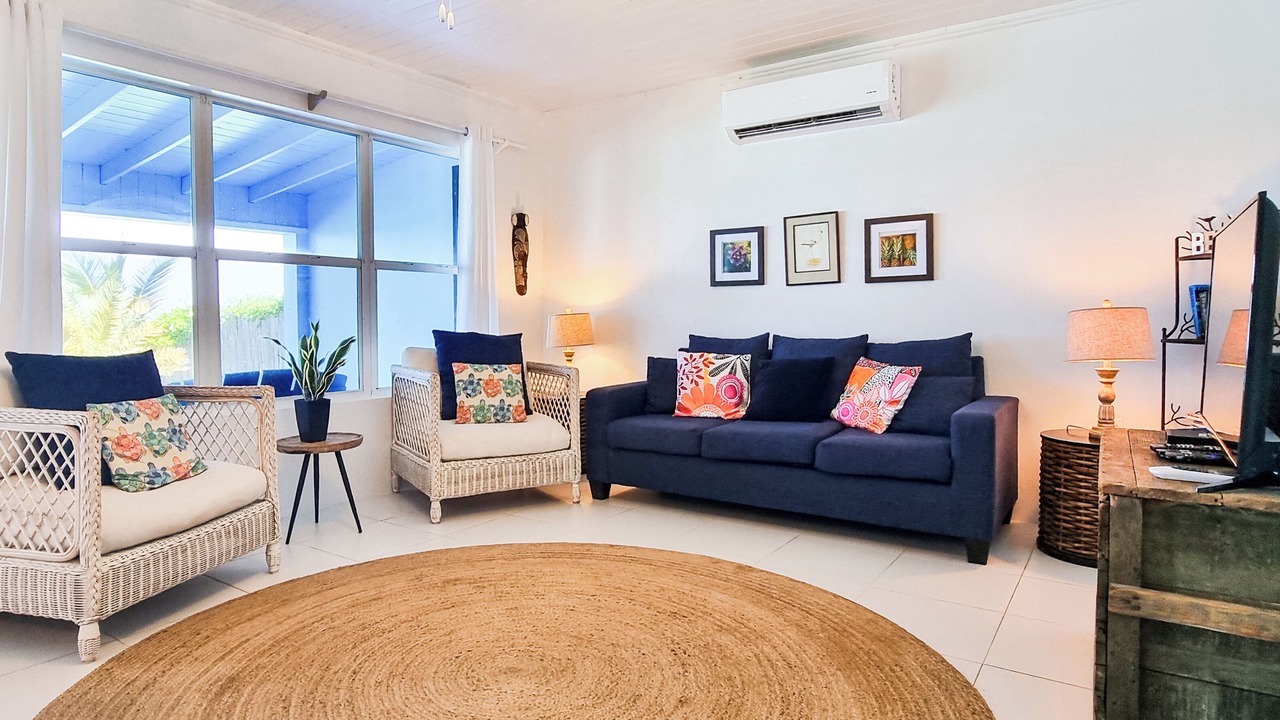 Photo of Livingroom in Spanish Wells