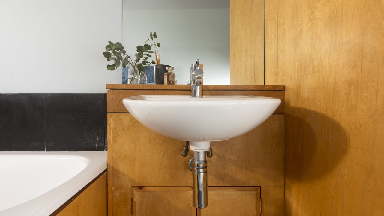Photo of Bathroom in Axminster