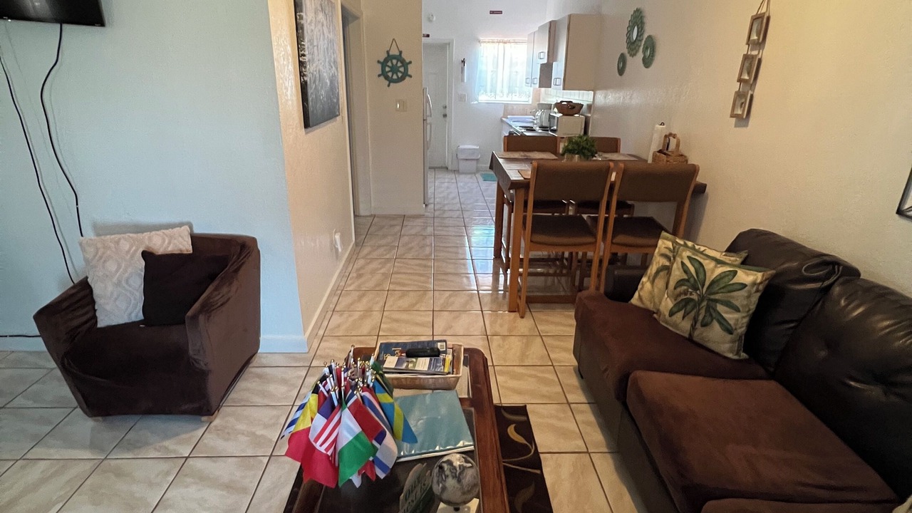 Photo of Livingroom in Farmer's Hill