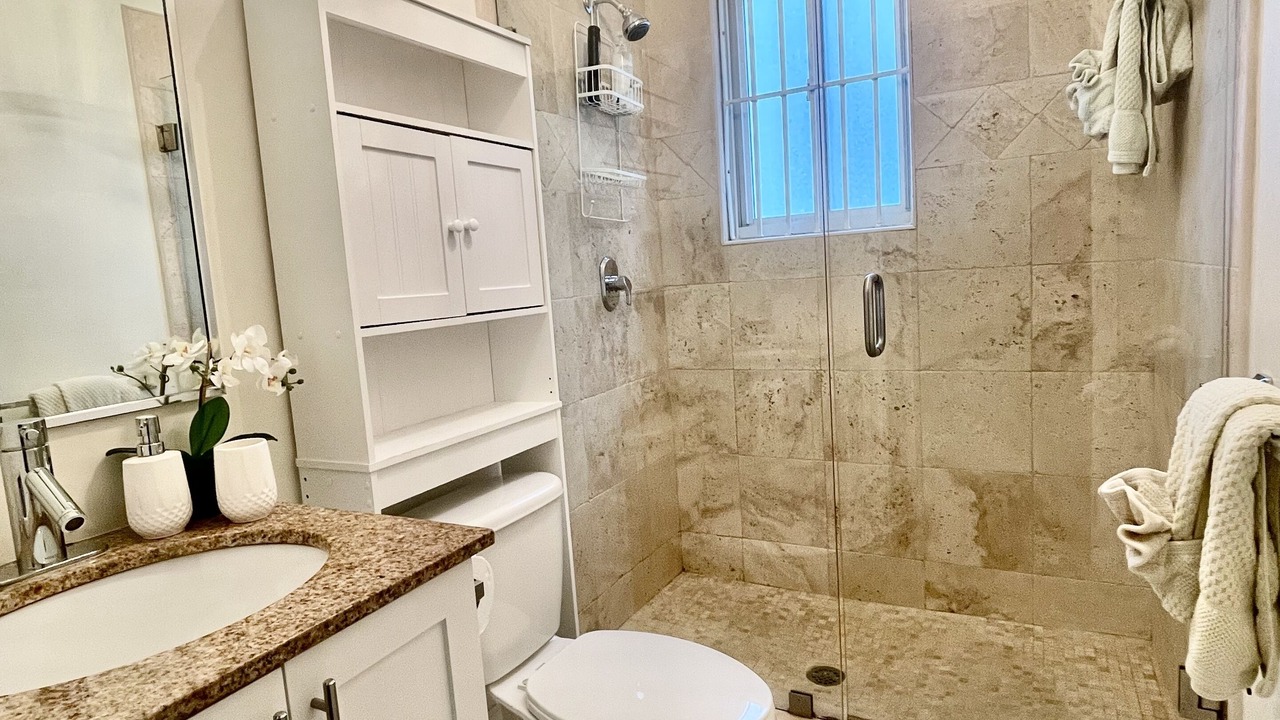 Photo of Bathroom in Nassau