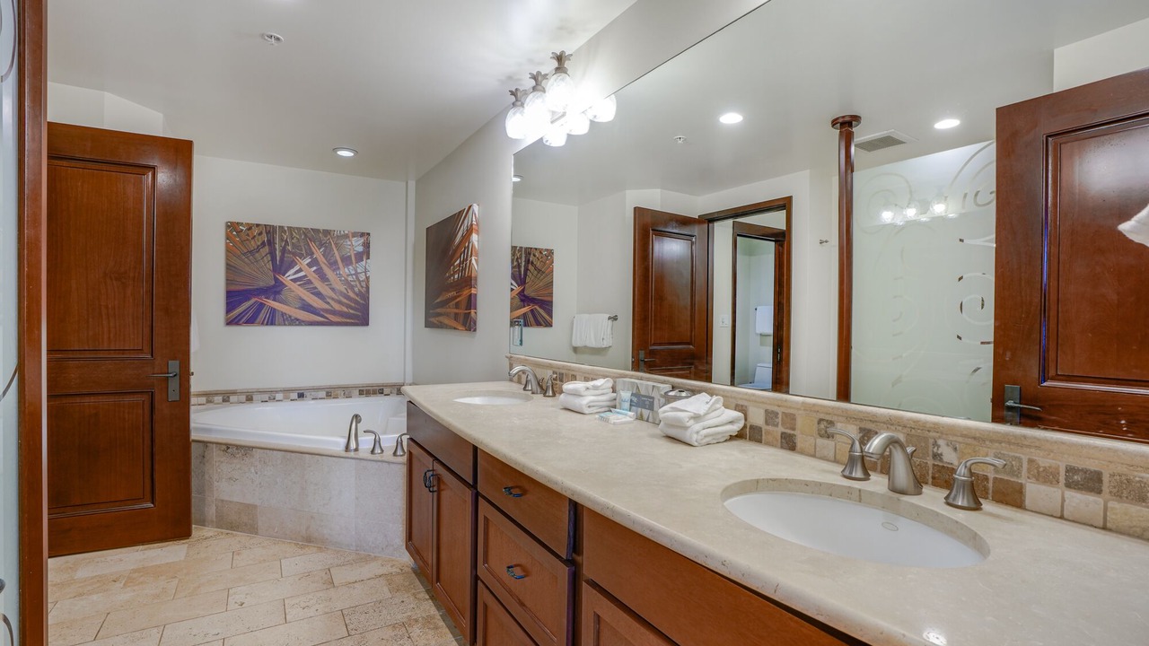 Photo of Bathroom in Wailua