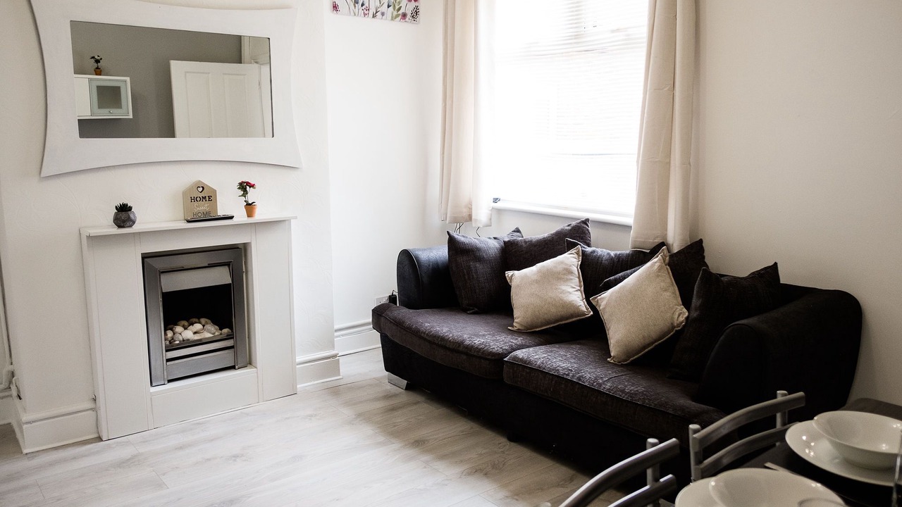 Photo of Livingroom in Burslem