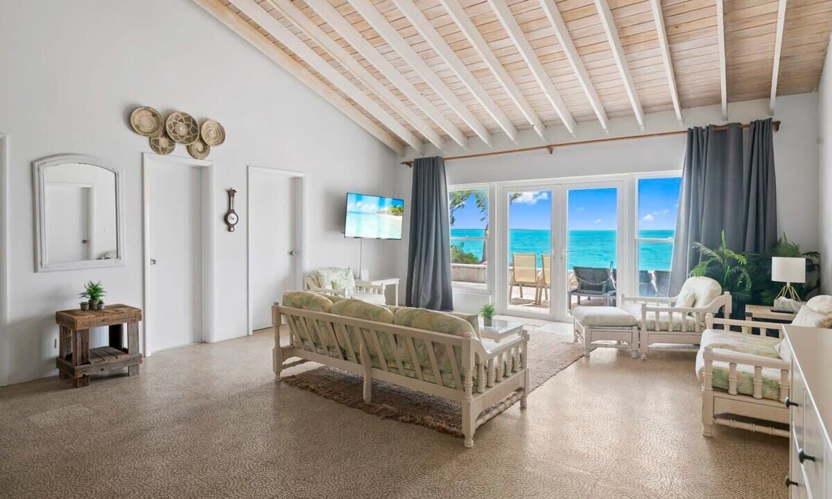 Photo of Livingroom in Great Exuma