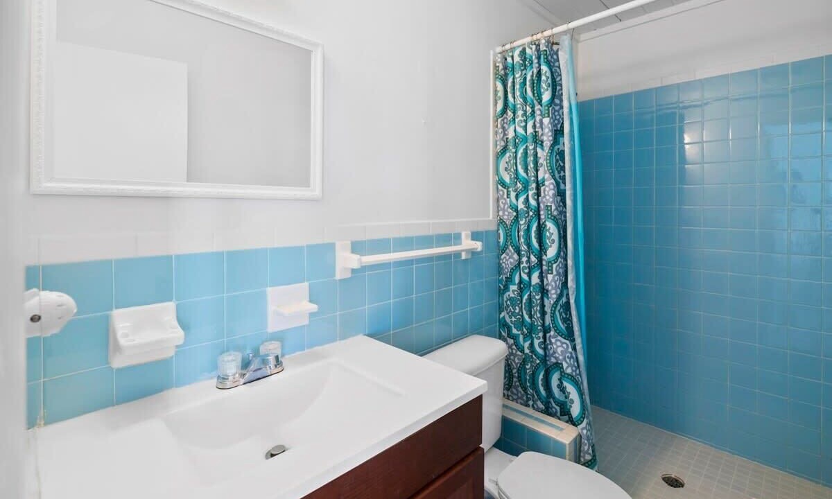 Photo of Bathroom in Great Exuma