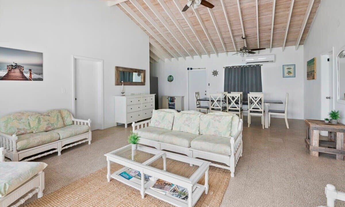 Photo of Livingroom in Great Exuma