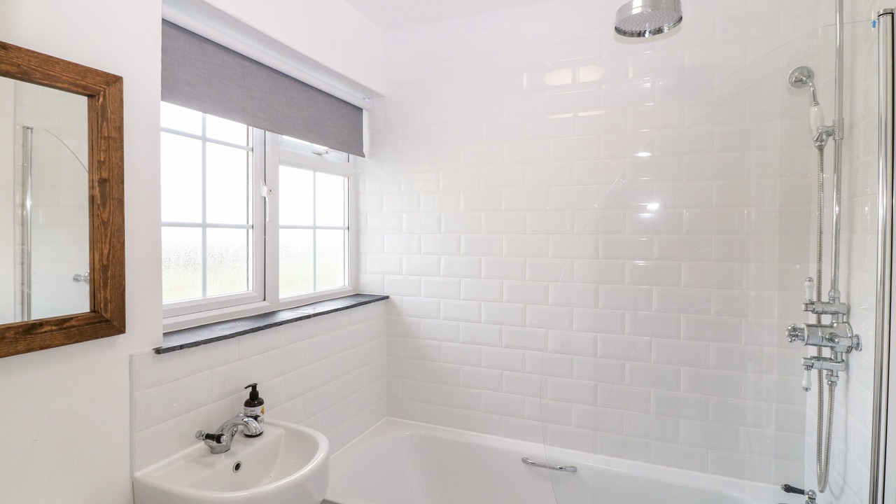 Photo of Bathroom in Brazzacott
