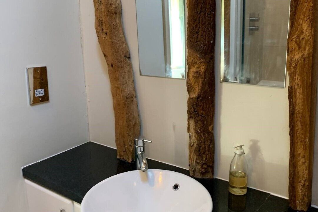 Photo of Bathroom in Howlett End
